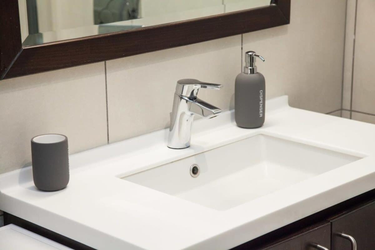 Elegant Urban Escape 1 Bd Apt In Kolonaki Leilighet Athen Eksteriør bilde