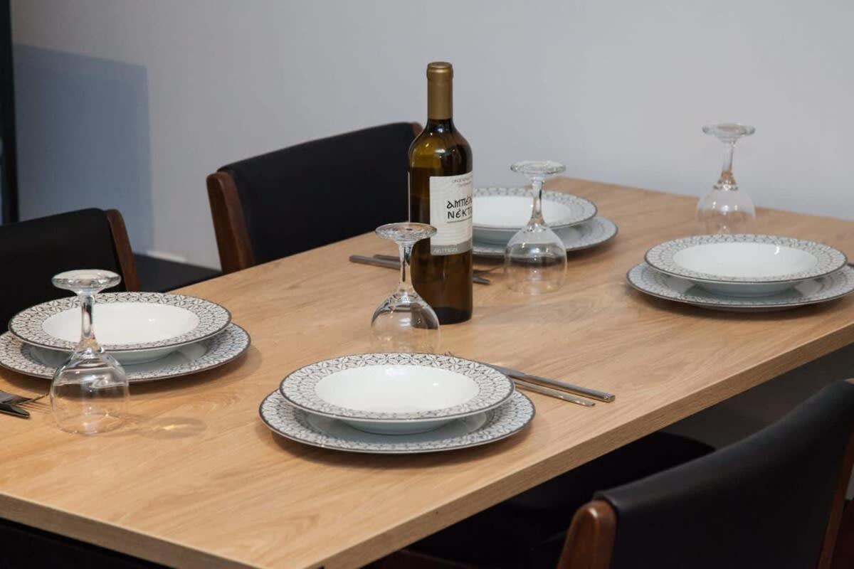 Elegant Urban Escape 1 Bd Apt In Kolonaki Leilighet Athen Eksteriør bilde