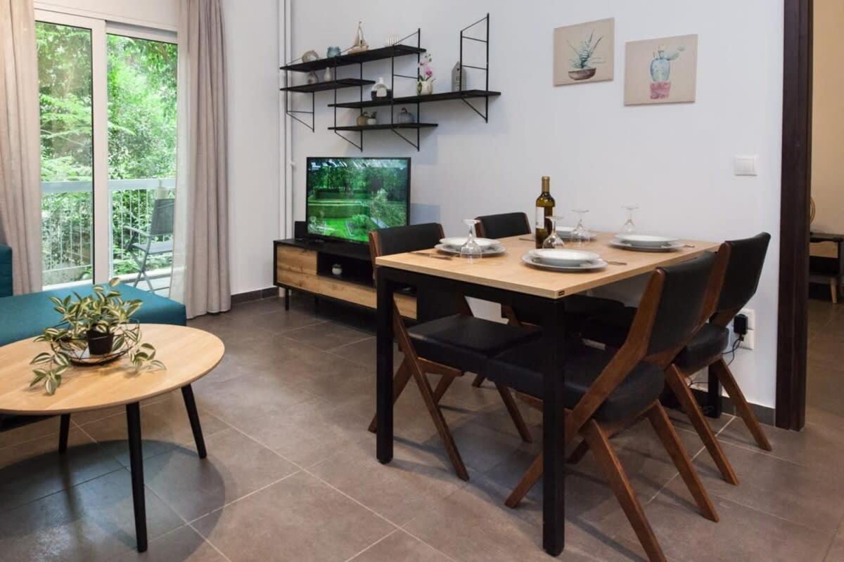 Elegant Urban Escape 1 Bd Apt In Kolonaki Leilighet Athen Eksteriør bilde