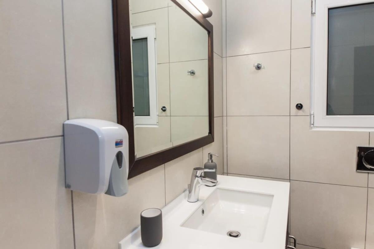 Elegant Urban Escape 1 Bd Apt In Kolonaki Leilighet Athen Eksteriør bilde