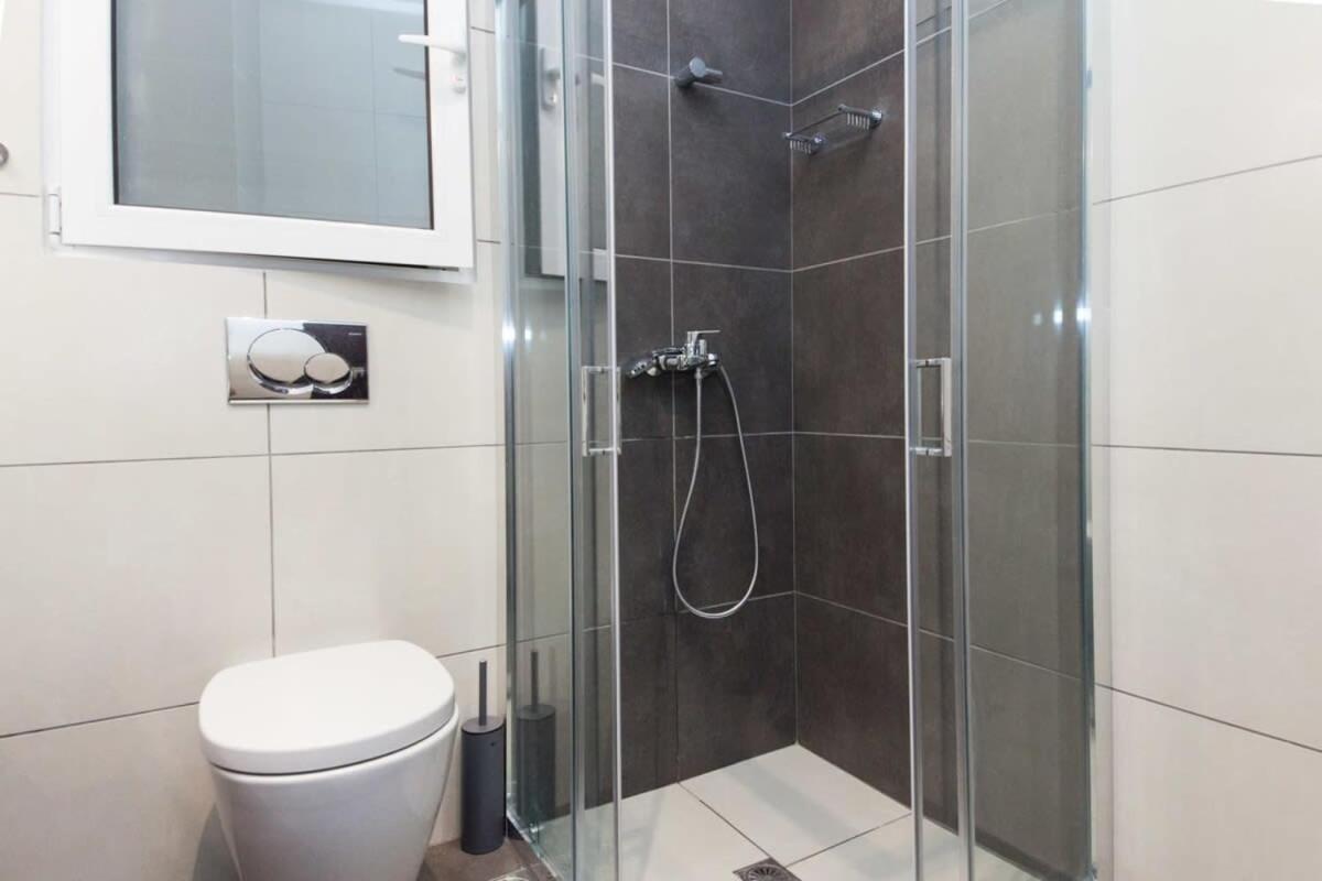 Elegant Urban Escape 1 Bd Apt In Kolonaki Leilighet Athen Eksteriør bilde